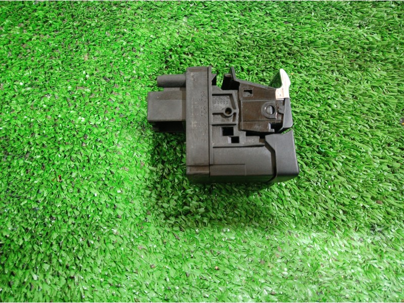 Recambio de freno de mano electrico para audi s5 cabriolet (8f7) referencia OEM IAM 8K2927225E 8K2927225E 8K2927225E