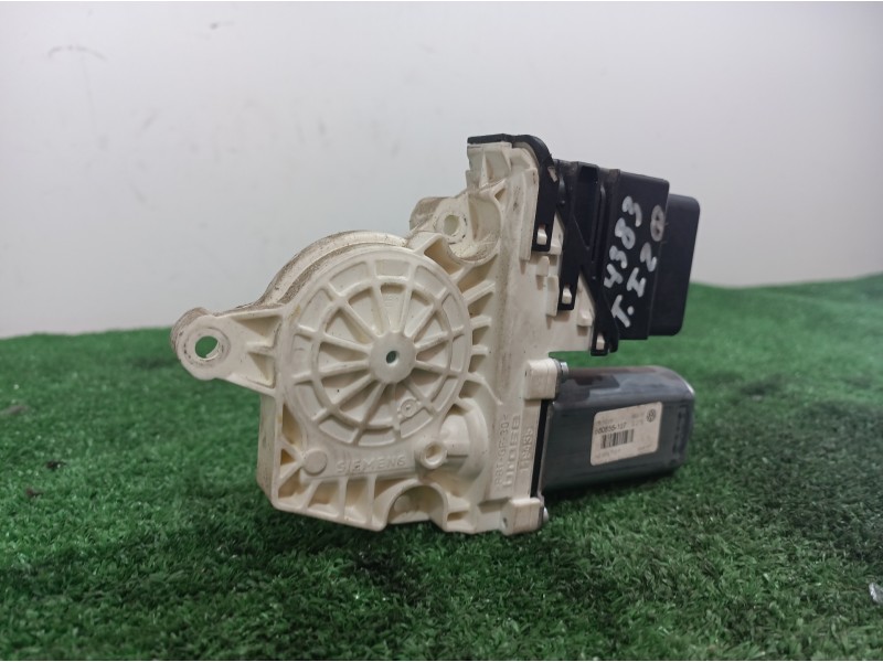 Recambio de motor elevalunas trasero izquierdo para volkswagen passat berlina (3c2) referencia OEM IAM 1K0959703F 1K0959703F 980