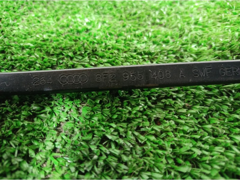 Recambio de brazo limpia delantero izquierdo para audi s5 cabriolet (8f7) referencia OEM IAM 8F2955408A 8F2955408A 8F2955408A