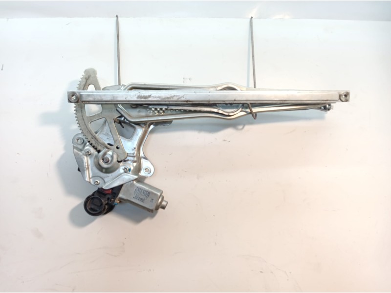 Recambio de elevalunas delantero derecho para toyota yaris 1.4 turbodiesel cat referencia OEM IAM 8571052030 8571052030 06210099