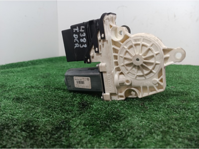 Recambio de motor elevalunas trasero derecho para volkswagen passat berlina (3c2) referencia OEM IAM 1K0959704F 1K0959704F 98085