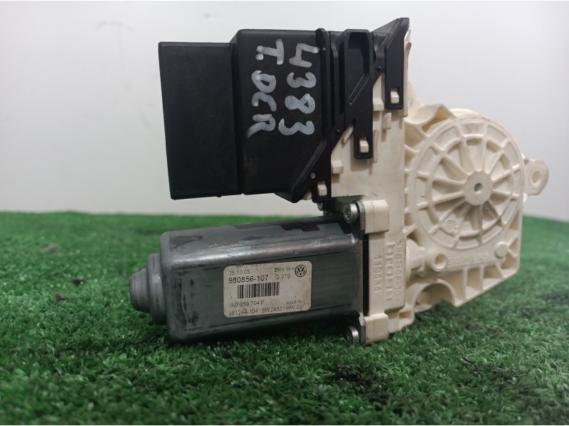 Recambio de motor elevalunas trasero derecho para volkswagen passat berlina (3c2) referencia OEM IAM 1K0959704F 1K0959704F 98085