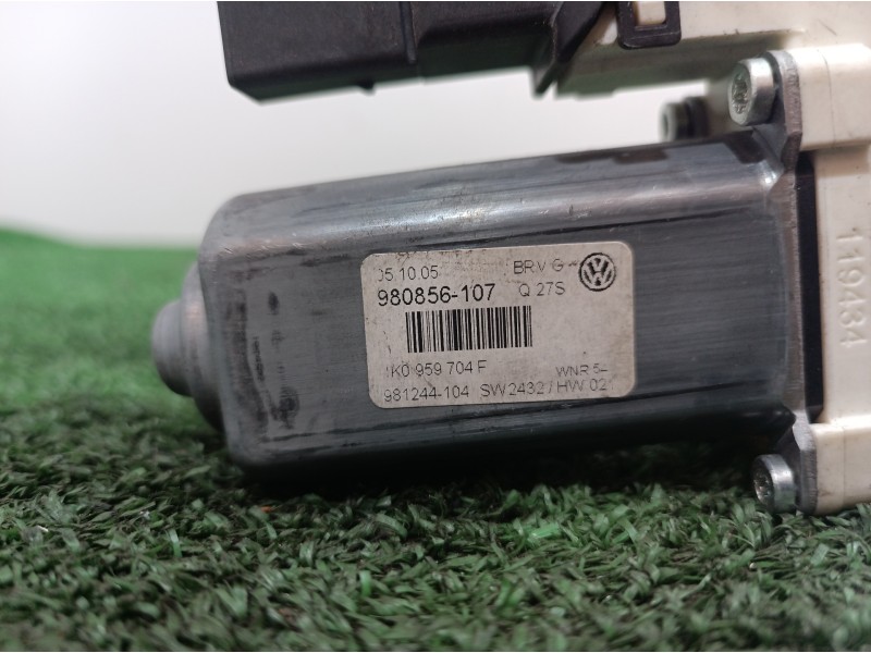 Recambio de motor elevalunas trasero derecho para volkswagen passat berlina (3c2) referencia OEM IAM 1K0959704F 1K0959704F 98085