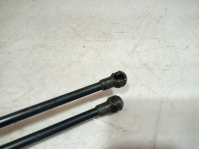 Recambio de amortiguadores maletero / porton para chevrolet matiz referencia OEM IAM   