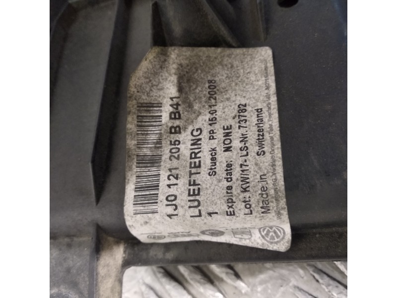 Recambio de electroventilador para volkswagen golf iv berlina (1j1) básico referencia OEM IAM 1J0121207M 1J0121205B 1J0121207M