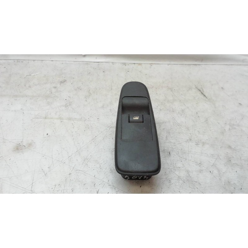 Recambio de mando elevalunas delantero derecho para citroën c4 grand picasso exclusive plus referencia OEM IAM  PA6GF30 PA6GF30