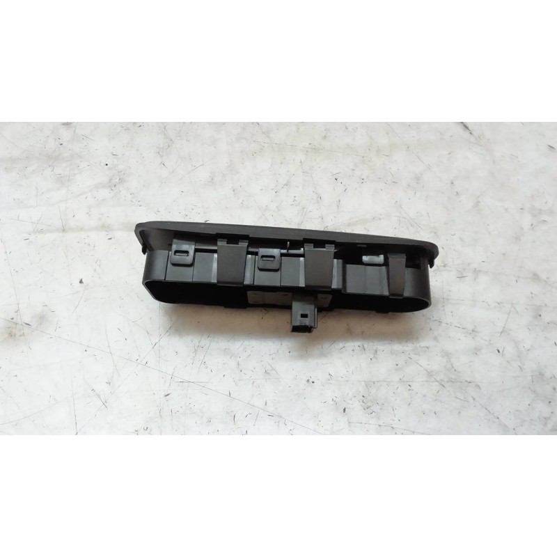 Recambio de mando elevalunas delantero derecho para citroën c4 grand picasso exclusive plus referencia OEM IAM  PA6GF30 PA6GF30