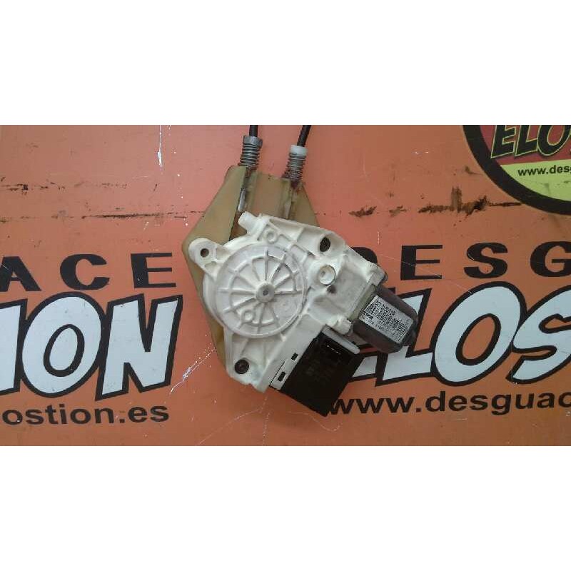 Recambio de elevalunas trasero izquierdo para renault megane iii sport tourer expression referencia OEM IAM 827210008R 827210008