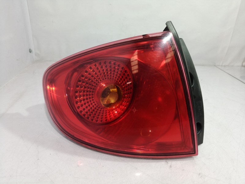 Recambio de piloto trasero izquierdo para seat altea (5p1) arena referencia OEM IAM   