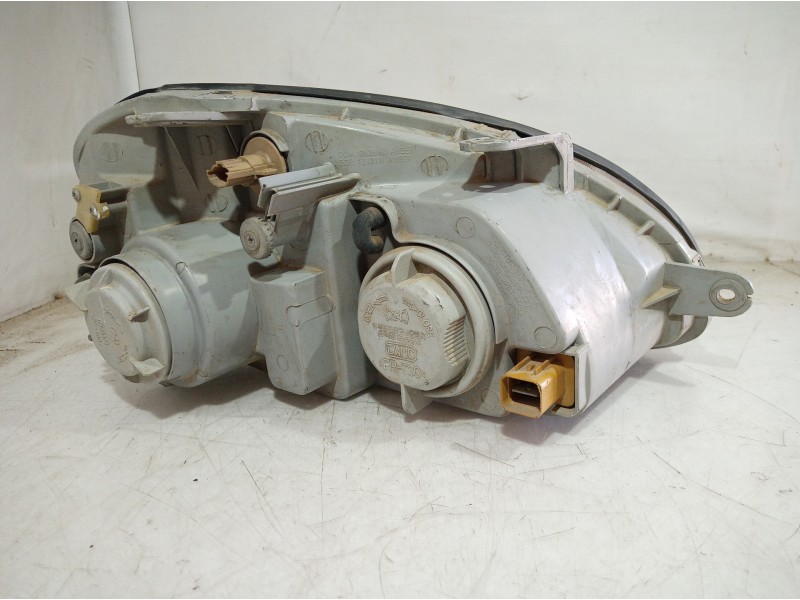Recambio de faro izquierdo para daewoo nubira berlina referencia OEM IAM 0301001315 0301001315 0301001315