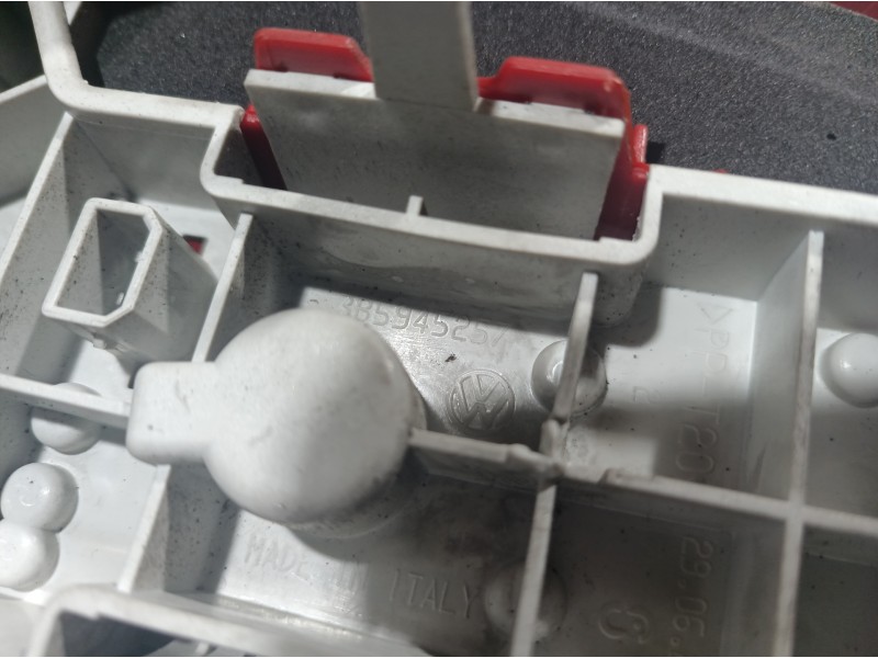 Recambio de piloto trasero derecho para volkswagen passat berlina (3b2) comfortline referencia OEM IAM 3B5945257 3B5945257 3B594