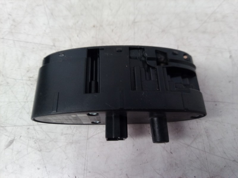 Recambio de mando elevalunas delantero derecho para mercedes-benz clase cls (w219) 500 (219.375) referencia OEM IAM A2118211351 