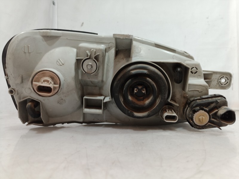 Recambio de faro izquierdo para hyundai accent (lc) referencia OEM IAM 85029101 85029101 85029101