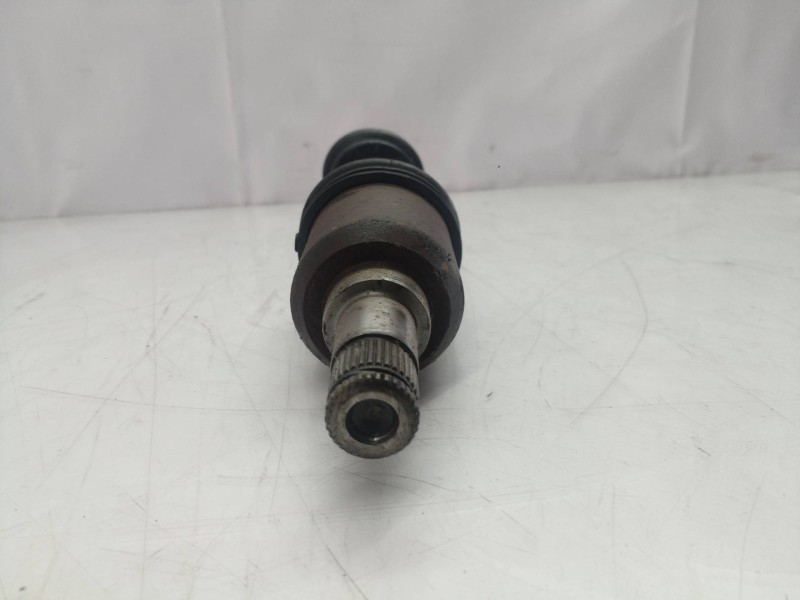 Recambio de transmision delantera izquierda para renault megane iii sport tourer expression referencia OEM IAM 391013387R 391013