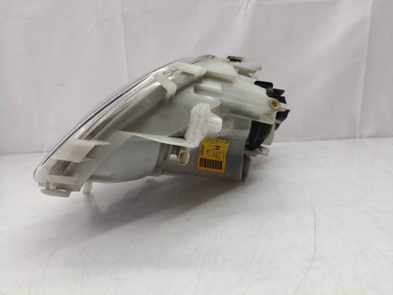 Recambio de faro derecho para smart fortwo coupe referencia OEM IAM 1305615425 1305615425 1305615425