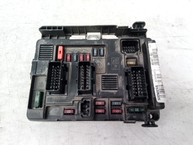 Recambio de caja reles / fusibles para peugeot 206 berlina e-music referencia OEM IAM 9643498980 9643498980 