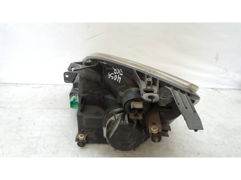 Recambio de faro derecho para ford fiesta (cbk) ambiente referencia OEM IAM   