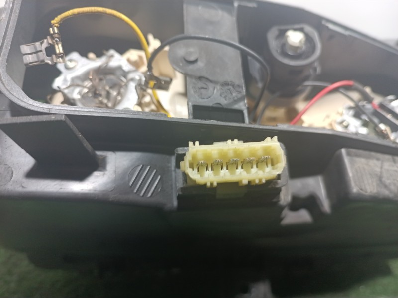 Recambio de faro izquierdo para citroën xantia berlina 2.0 hdi 90/110 attraction referencia OEM IAM   