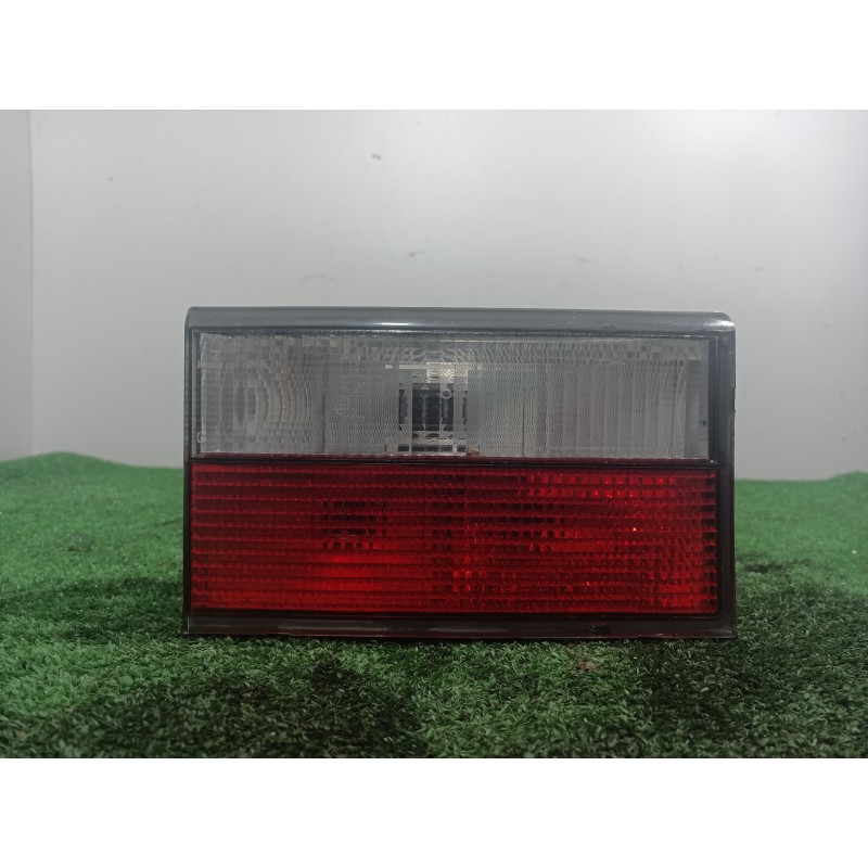 Recambio de piloto trasero izquierdo interior para citroën xantia berlina 2.0 hdi 90/110 attraction referencia OEM IAM 22240134 