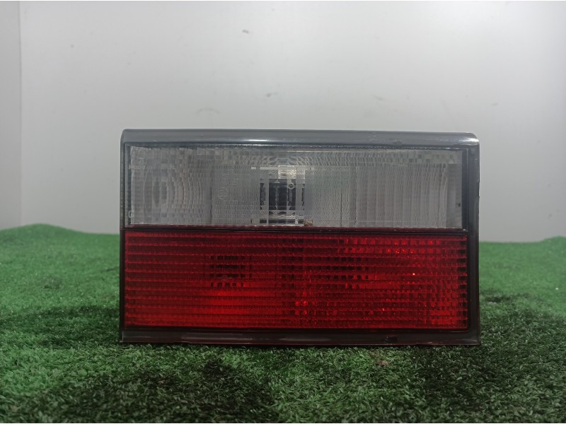 Recambio de piloto trasero izquierdo interior para citroën xantia berlina 2.0 hdi 90/110 attraction referencia OEM IAM 22240134 