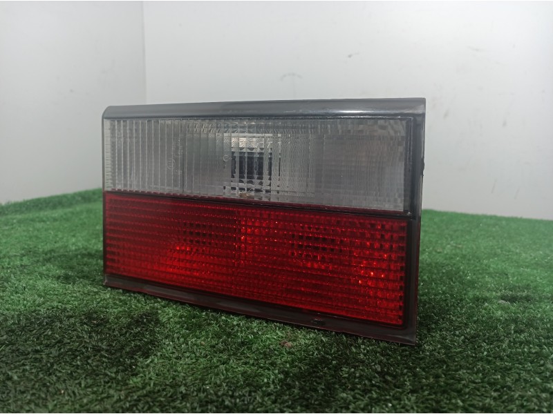 Recambio de piloto trasero izquierdo interior para citroën xantia berlina 2.0 hdi 90/110 attraction referencia OEM IAM 22240134 