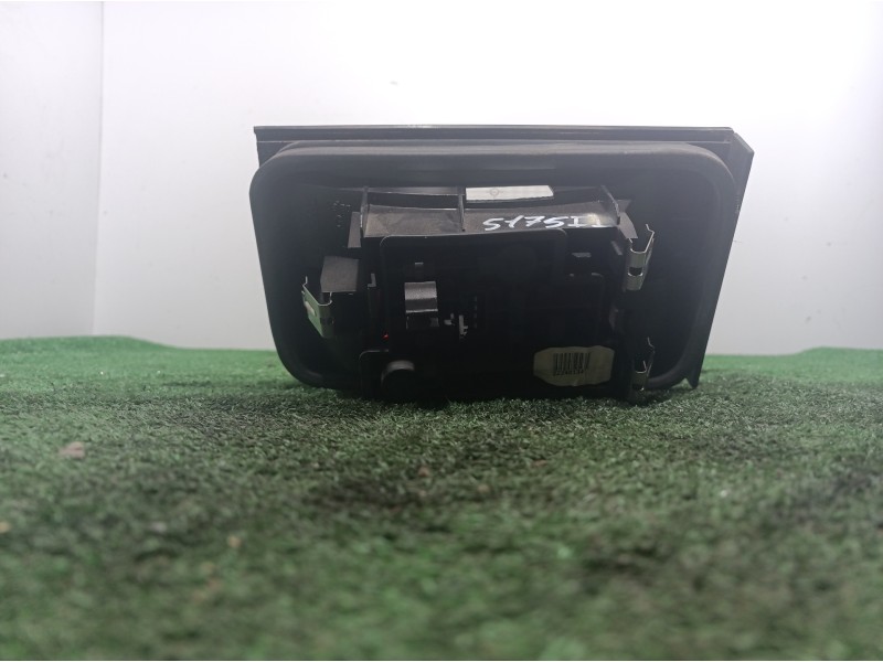 Recambio de piloto trasero izquierdo interior para citroën xantia berlina 2.0 hdi 90/110 attraction referencia OEM IAM 22240134 