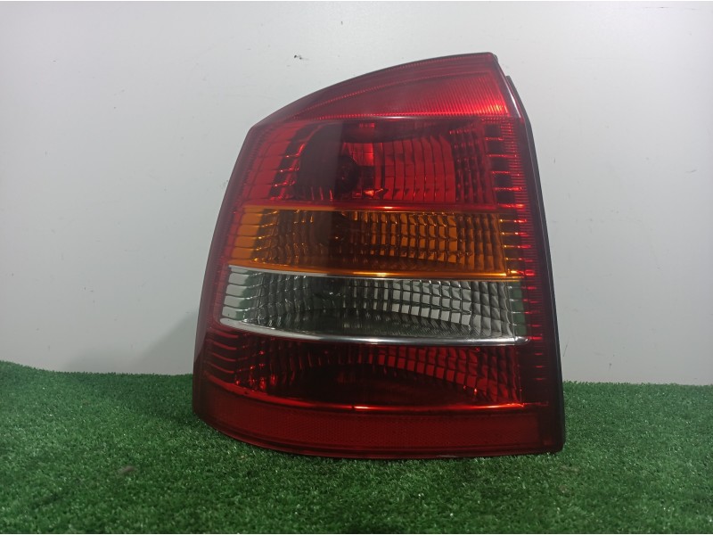 Recambio de piloto trasero izquierdo para opel astra g berlina comfort referencia OEM IAM   