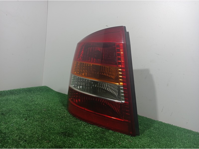 Recambio de piloto trasero izquierdo para opel astra g berlina comfort referencia OEM IAM   