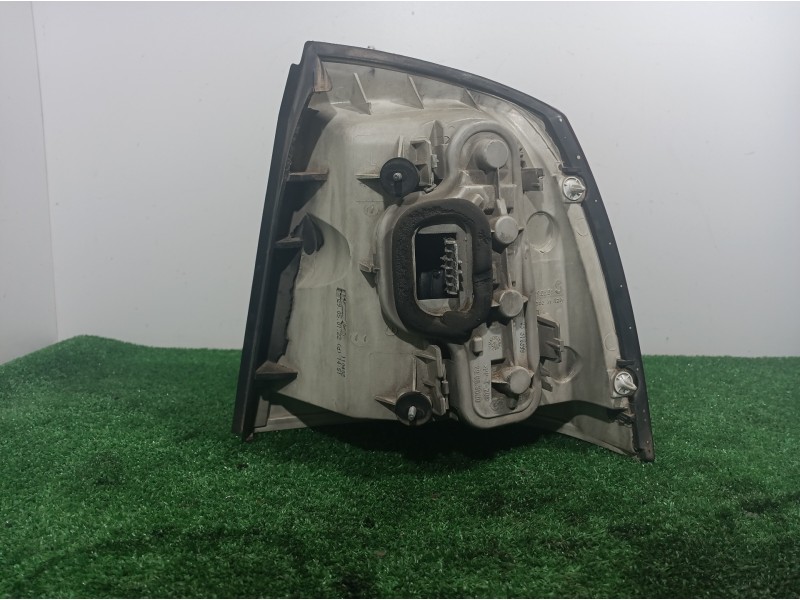 Recambio de piloto trasero izquierdo para opel astra g berlina comfort referencia OEM IAM   