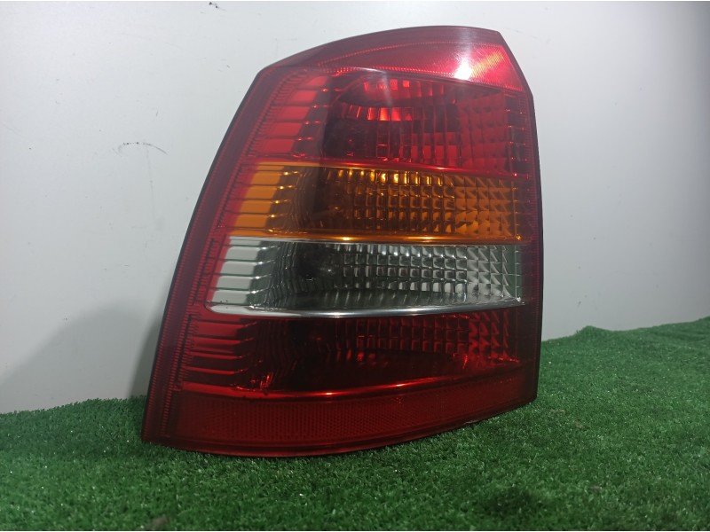 Recambio de piloto trasero izquierdo para opel astra g berlina comfort referencia OEM IAM   