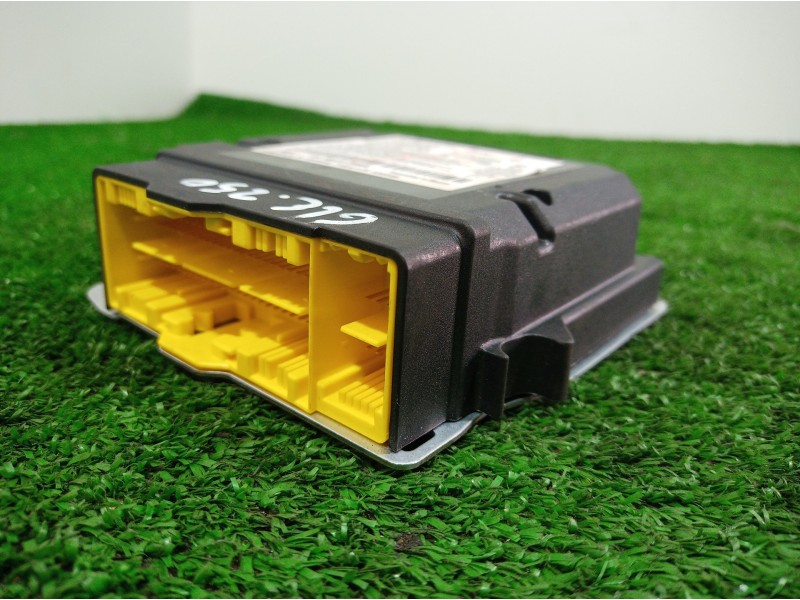 Recambio de centralita airbag para mercedes-benz clase gle (w166) referencia OEM IAM A166900220 1669013806 1669027609