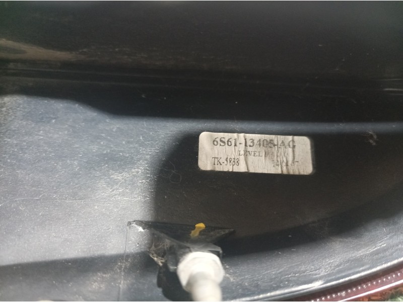 Recambio de piloto trasero izquierdo para ford fiesta (cbk) ambiente referencia OEM IAM 6S6113405AG 6S6113405AG 6S6113405AG