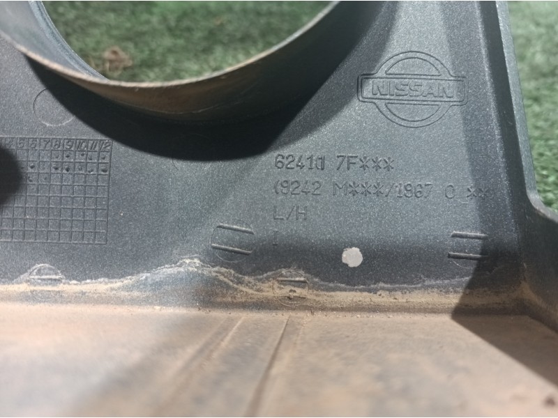 Recambio de molduras delanteras para nissan terrano/terrano.ii (r20) sport referencia OEM IAM 624117F 624117F 624117F