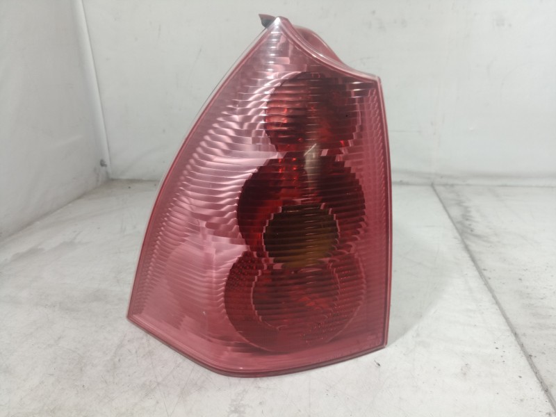 Recambio de piloto trasero izquierdo para peugeot 307 break / sw (s1) break xr referencia OEM IAM 89026198 89026198 89026198