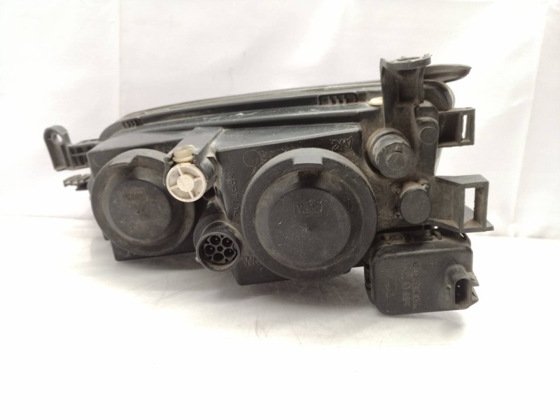 Recambio de faro derecho para opel vectra b berlina referencia OEM IAM   