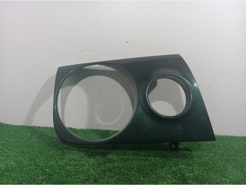 Recambio de molduras delanteras para nissan terrano/terrano.ii (r20) sport referencia OEM IAM 624107F 624107F 624107F