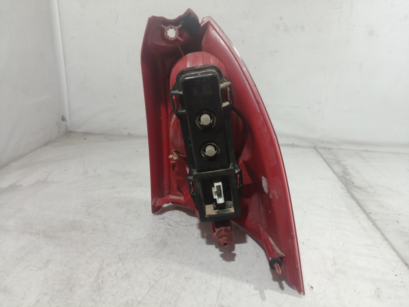 Recambio de piloto trasero izquierdo para peugeot 307 break / sw (s1) break xr referencia OEM IAM 89026198 89026198 89026198