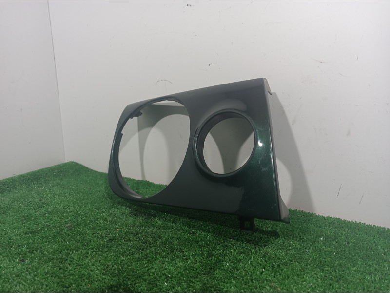 Recambio de molduras delanteras para nissan terrano/terrano.ii (r20) sport referencia OEM IAM 624107F 624107F 624107F