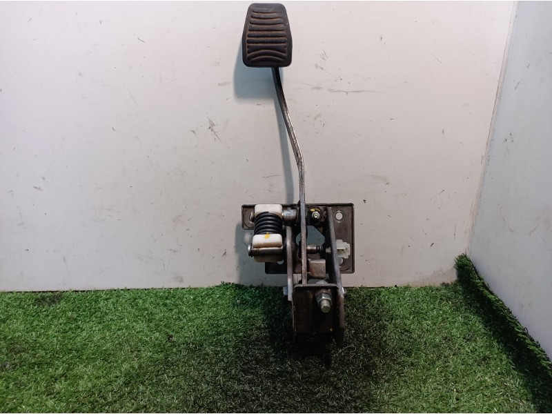 Recambio de pedal embrague para mahindra xuv 500 xuv 500 fwd w6 referencia OEM IAM 0802BAA06970N 0802BAA06970N 0802BAA06970