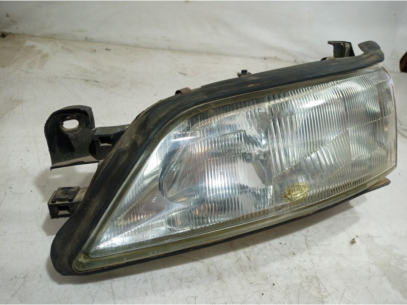 Recambio de faro izquierdo para opel vectra b berlina referencia OEM IAM 941003 941003 941003