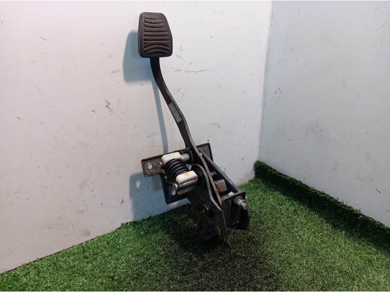 Recambio de pedal embrague para mahindra xuv 500 xuv 500 fwd w6 referencia OEM IAM 0802BAA06970N 0802BAA06970N 0802BAA06970