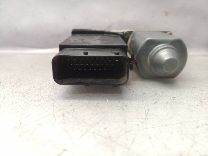 Recambio de motor elevalunas delantero derecho para volkswagen golf iv berlina (1j1) referencia OEM IAM 1J3837462H 1J3837462 1J3