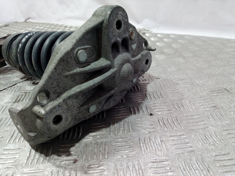 Recambio de amortiguador delantero derecho para volkswagen touareg (7la) tdi v6 referencia OEM IAM 7L6412022 7L6412022 7L6412022