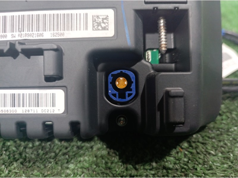 Recambio de pantalla multifuncion para mercedes-benz clase gle (w166) referencia OEM IAM A1669001420 A1669001420 A1669001420