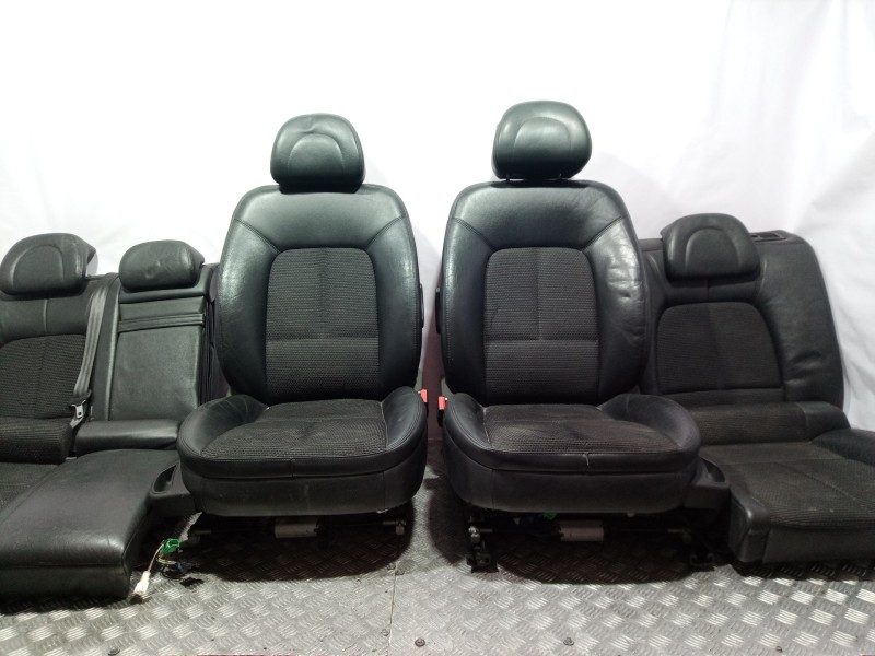 Recambio de juego asientos completo para peugeot 407 st confort referencia OEM IAM   