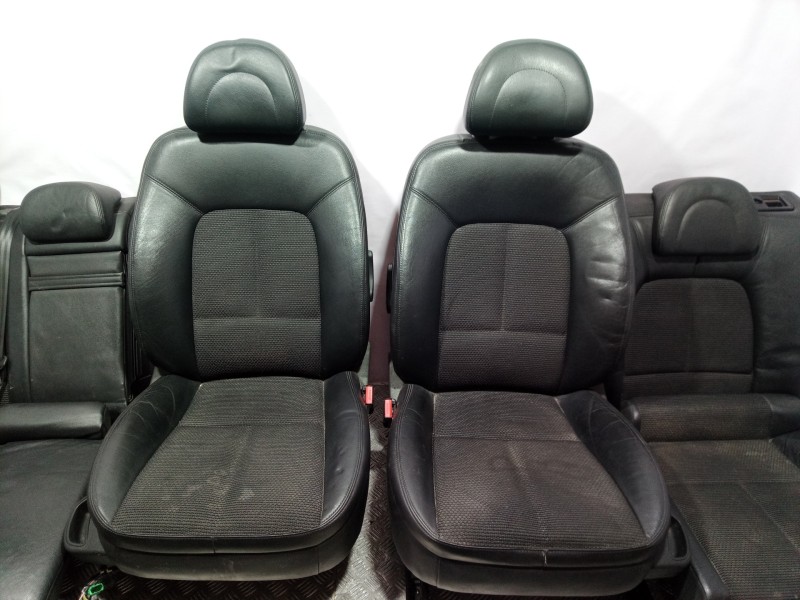 Recambio de juego asientos completo para peugeot 407 st confort referencia OEM IAM   