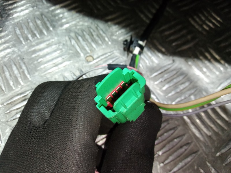 Recambio de juego asientos completo para peugeot 407 st confort referencia OEM IAM   