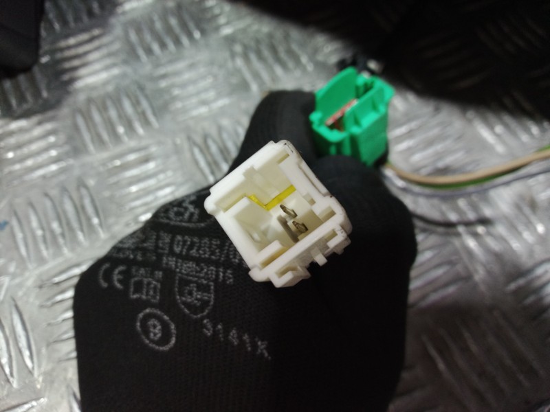 Recambio de juego asientos completo para peugeot 407 st confort referencia OEM IAM   