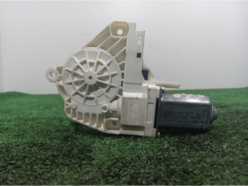 Recambio de motor elevalunas delantero derecho para audi s5 cabriolet (8f7) referencia OEM IAM 8T0959801B 8T0959801B 8T0959801