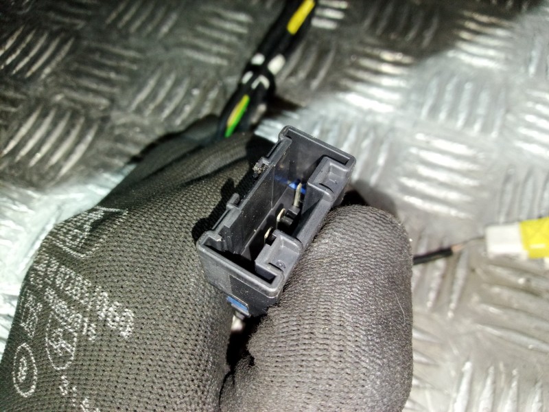 Recambio de juego asientos completo para peugeot 407 st confort referencia OEM IAM   